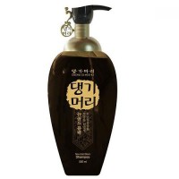 Шампунь для кожи головы и волос "Черное Золото" DAENG GI MEO RI New Gold Black Shampoo